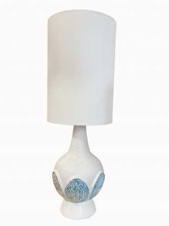 Lampe en céramique blanche et bleue